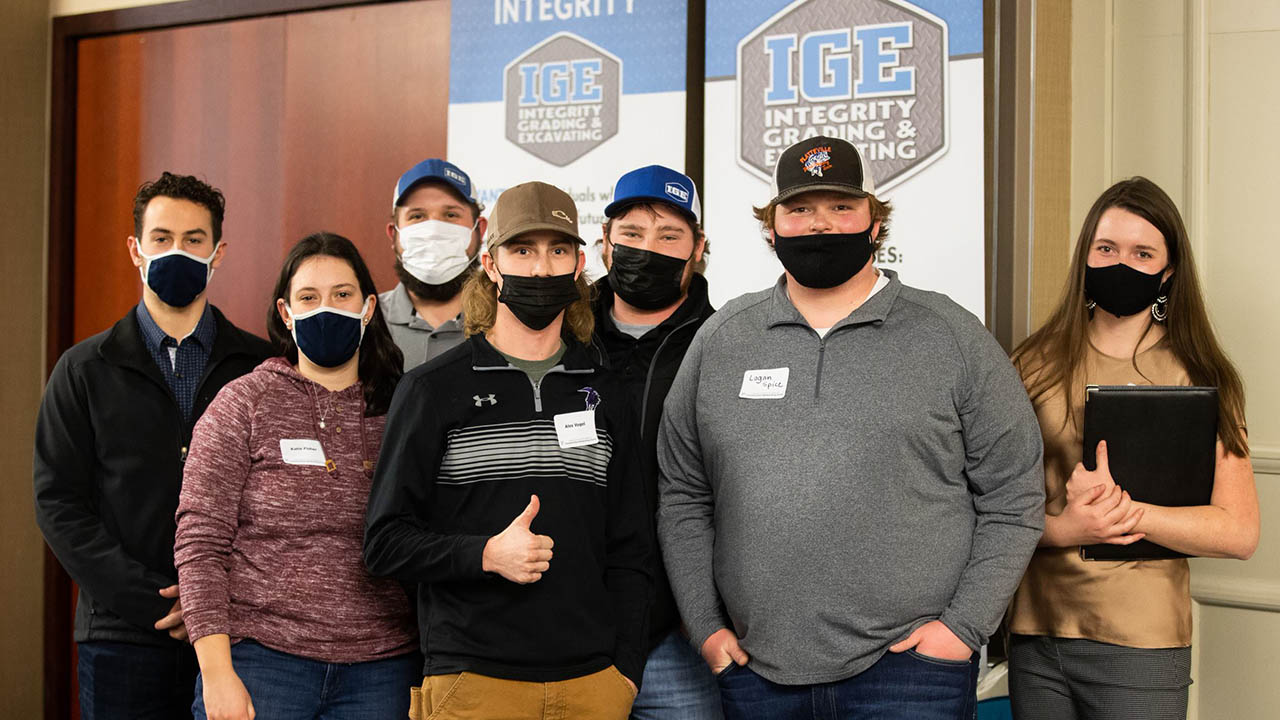 Construction Networking Event offers a valuable opportunity to students, industry partners UW